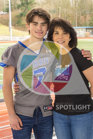 LibertyFootballSeniorsMoms-05