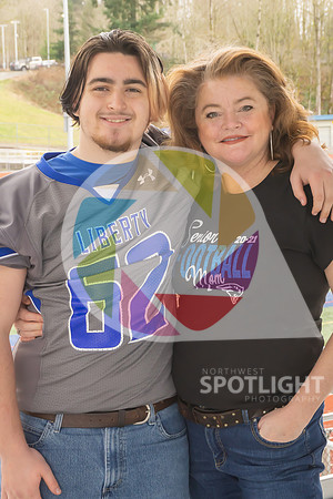 LibertyFootballSeniorsMoms-07