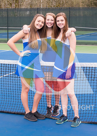 LHS Tennis Girls Megan Karli Emme _NEW5338