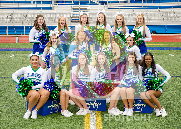 LHS Cheer Team Varsity no coach
