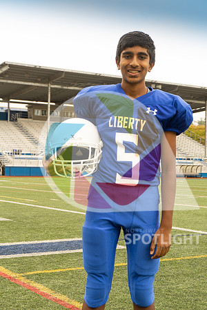 LibertyFootball2122-036