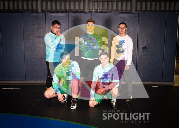 LHS Wrestling Seniors _NEW9496