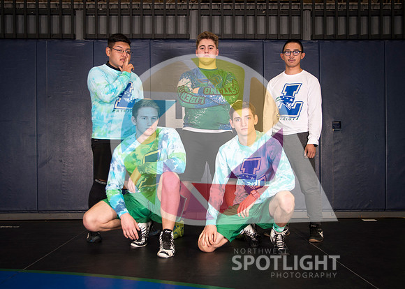 LHS Wrestling Seniors _NEW9501